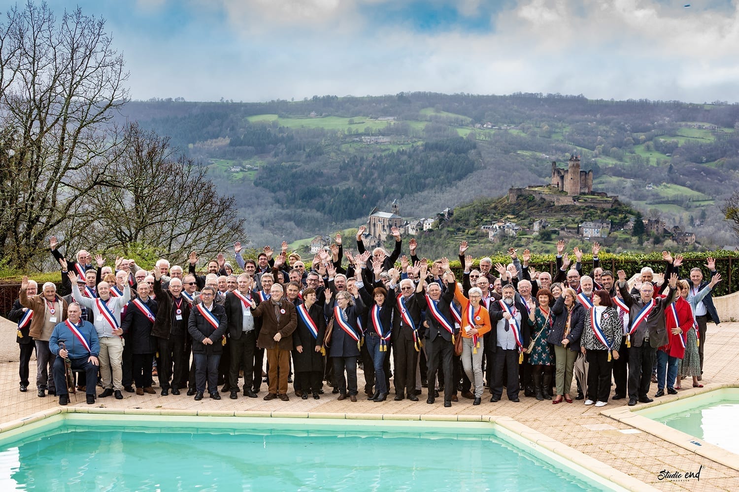 Reportages et photo de groupe en Aveyron Occitanie 